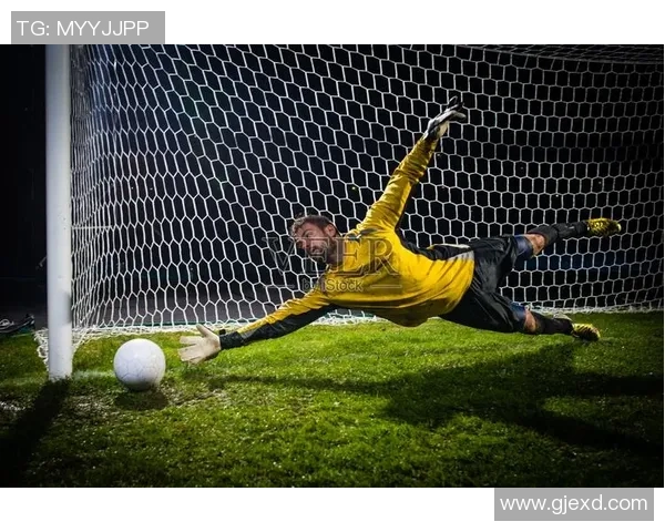 如何从草根球场到顶级联赛发掘足球守门员的潜力和未来明星